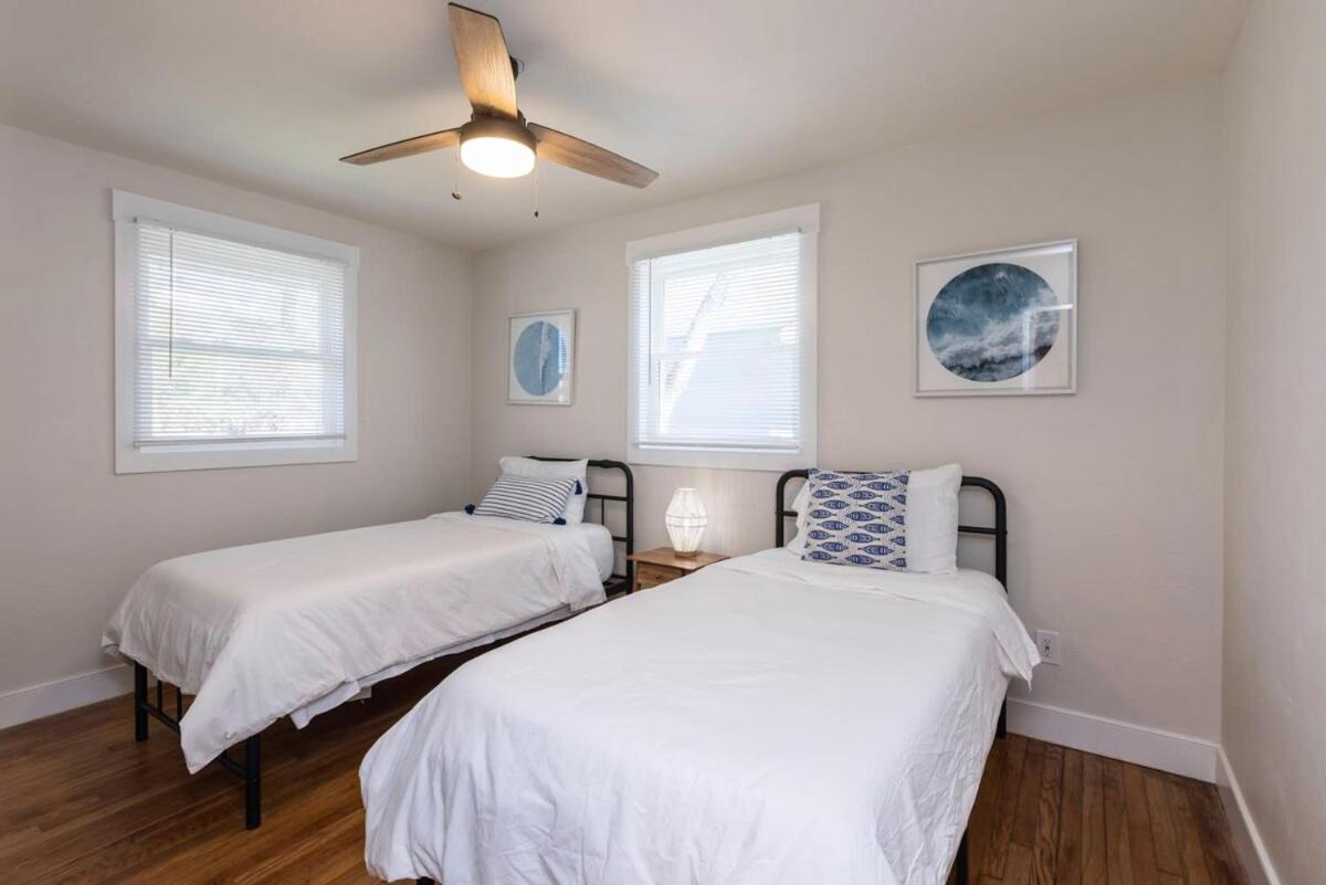The Beach Vibe With Hot Tub 8 Min To The Beach Virginia Beach Exterior photo
